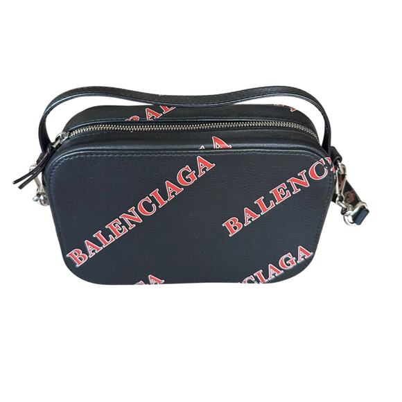 Balenciaga Camera Bag - Picture 2 of 5
